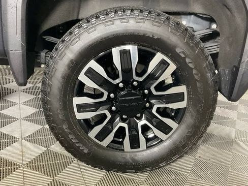 Used 2024 GMC Sierra 2500 Denali Ultimate w/ Max Trailering Package AWD/4WD image 44