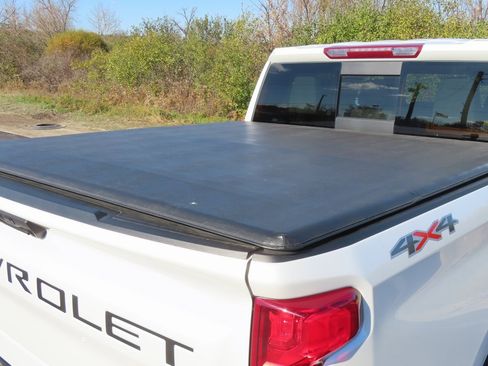 Certified 2023 Chevrolet Silverado 1500 LTZ w/ LTZ Convenience Package II image 20
