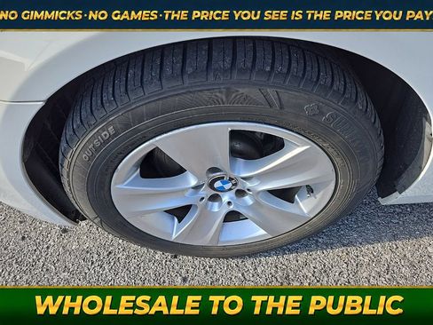 Used 2013 BMW 528i xDrive Sedan AWD/4WD image 12