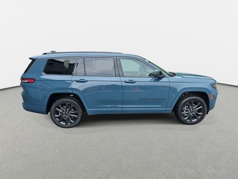 New 2026 Jeep Grand Cherokee L Limited AWD/4WD image 4