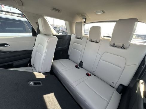 New 2026 Nissan Pathfinder SL AWD/4WD image 15