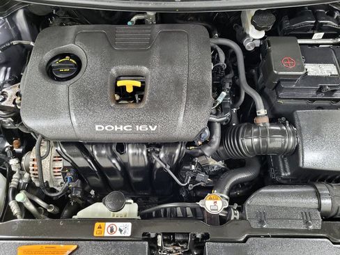 Used 2018 Kia Forte S w/ S Technology Package FWD image 30