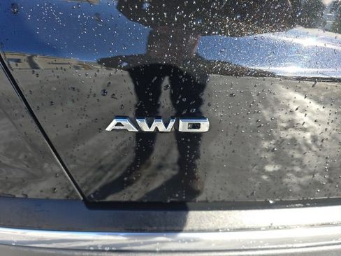 Certified 2023 Cadillac XT5 Premium Luxury w/ LPO, Floor Liner Package image 10