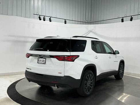 Used 2023 Chevrolet Traverse RS AWD/4WD image 11