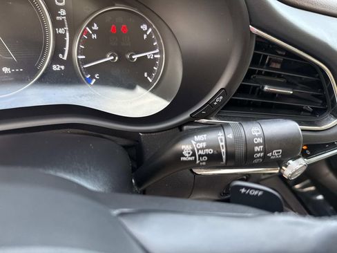 Used 2021 MAZDA CX-30 AWD 2.5 S w/ Premium Package image 39