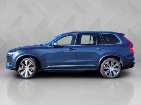 Certified 2024 Volvo XC90 T8 Plus w/ Protection Package Premier AWD/4WD image 3
