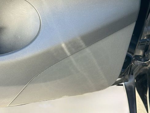 Used 2022 Tesla Model Y Performance AWD/4WD image 23