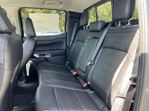 New 2025 Ford Ranger Lariat w/ FX4 Off-Road Package image 24