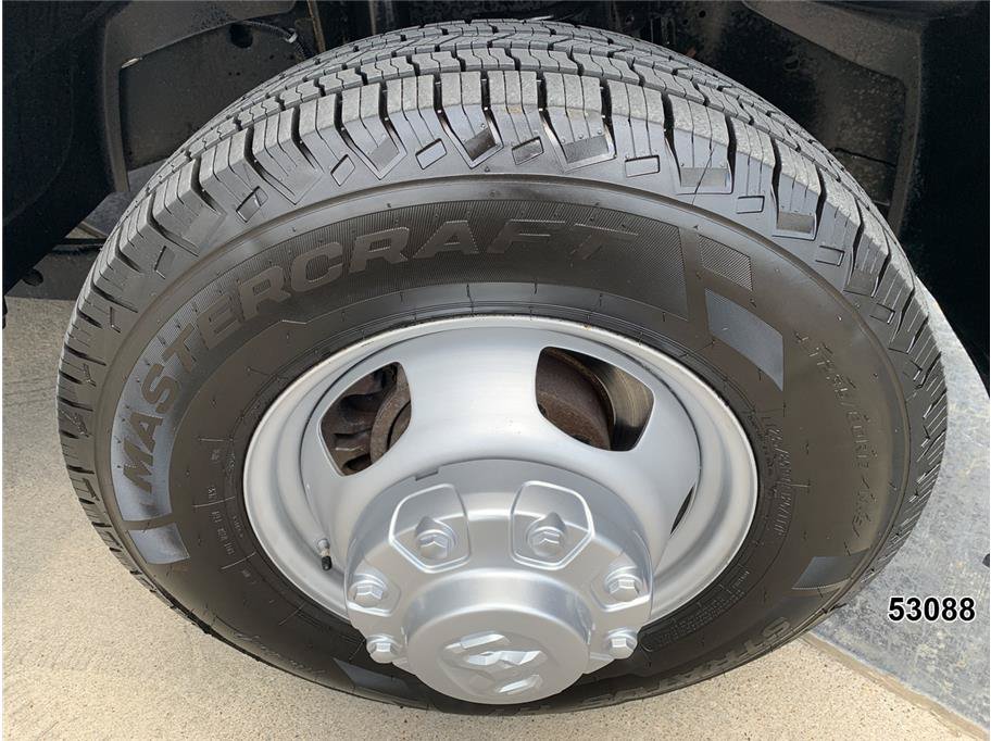 Used 2022 RAM 3500 Tradesman AWD/4WD image 18