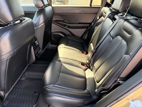 New 2026 Jeep Cherokee Limited AWD/4WD image 6