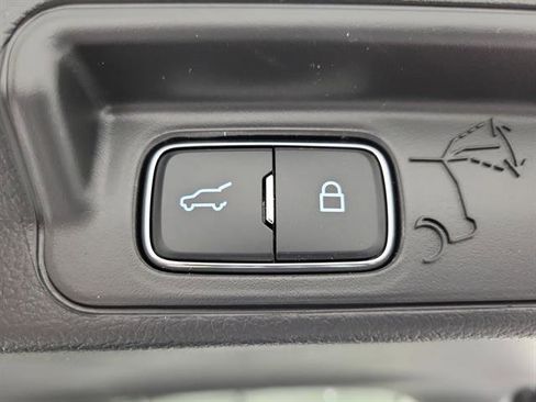 New 2026 Ford Explorer Active image 10