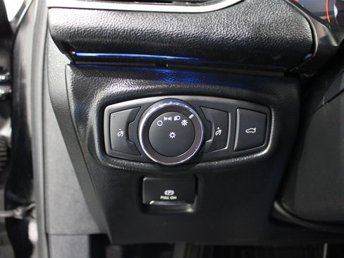 Used 2017 Lincoln MKZ Select w/ Climate Package FWD image 9
