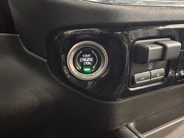 Certified 2024 Chevrolet Silverado 3500 High Country w/ LPO, Dark Essentials Package AWD/4WD image 19