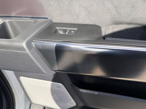 New 2026 Ford F250 Platinum AWD/4WD image 19
