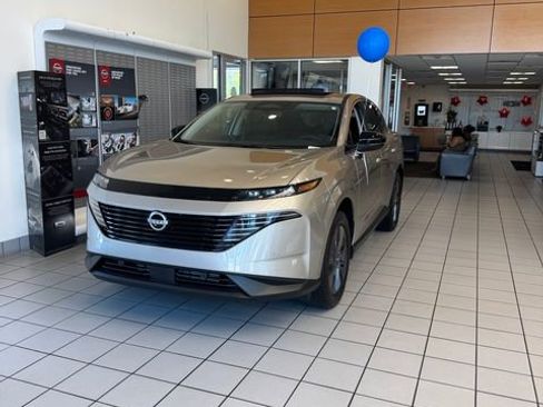 Used 2016 Ford F150 XL w/ Equipment Group 101A Mid RWD image 3