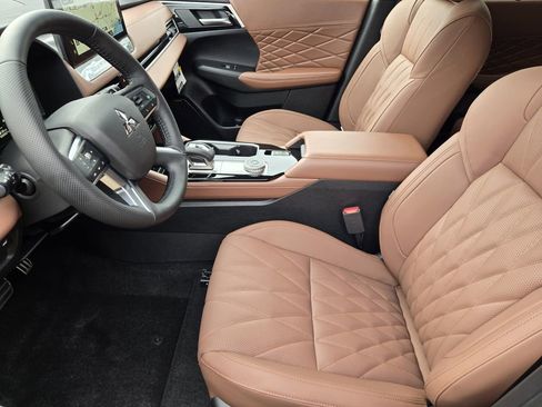 New 2026 Mitsubishi Outlander SEL image 10