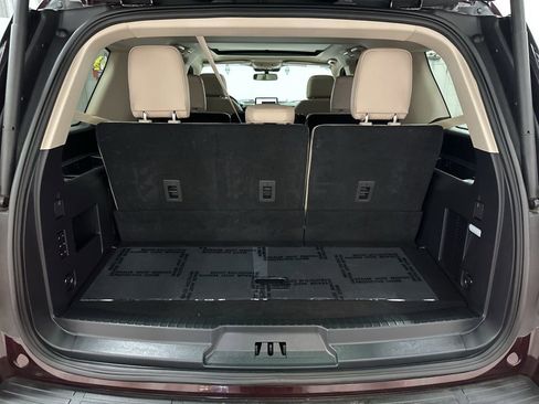 Used 2024 Ford Expedition Limited image 35