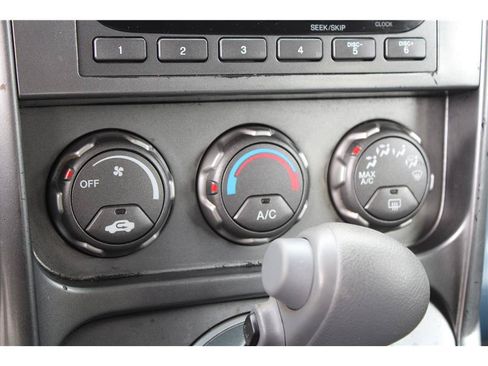 Used 2004 Honda Element EX image 19