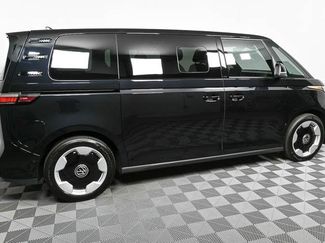 New 2025 Volkswagen ID. Buzz Pro S video 2