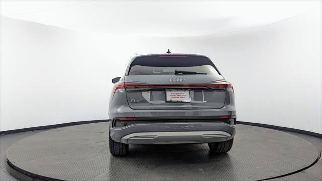 Used 2023 Audi Q4 e-tron Premium Plus w/ Premium Plus RWD image 7