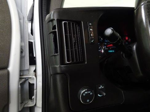 Used 2021 Chevrolet Express 2500 w/ Driver Convenience Package RWD image 23