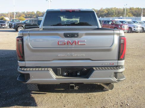 New 2026 GMC Sierra 3500 AT4 image 6