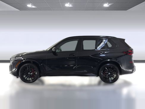 New 2026 BMW X5 xDrive40i w/ Executive Package image 2