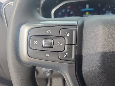 Used 2024 Chevrolet Silverado 1500 LT AWD/4WD image 18