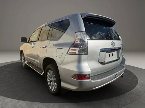 Used 2015 Lexus GX 460 image 7