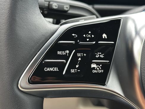 Certified 2025 Mercedes-Benz GLA 250 4MATIC image 28