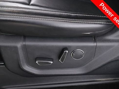 Used 2018 Ford F150 Lariat w/ Equipment Group 502A Luxury AWD/4WD image 18