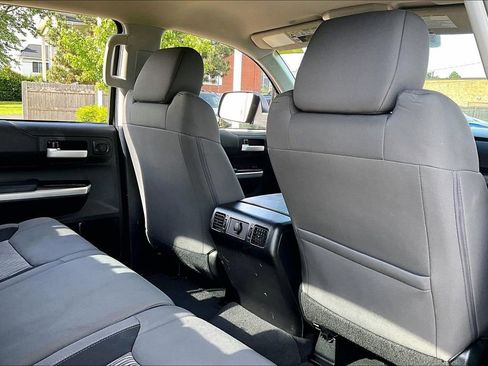 Used 2016 Toyota Tundra SR5 w/ SR5 Upgrade Package AWD/4WD image 27