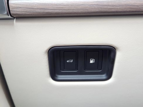 New 2026 Land Rover Range Rover Autobiography image 17