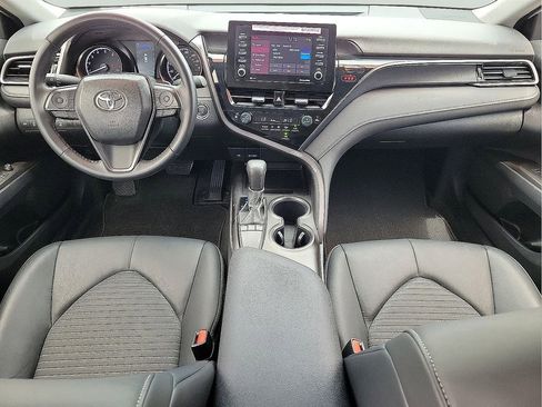 Used 2024 Toyota Camry SE w/ Convenience Package FWD image 11