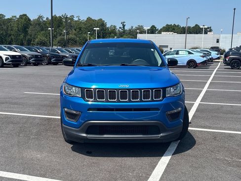 Used 2021 Jeep Compass Sport FWD image 2