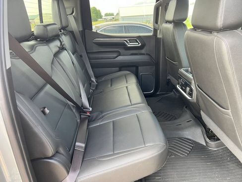 Used 2024 Chevrolet Silverado 1500 LTZ AWD/4WD image 34