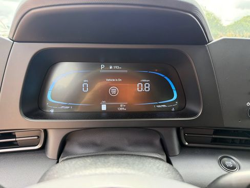 Certified 2025 Hyundai Elantra Sport FWD image 23