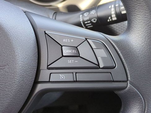 New 2025 Nissan Kicks Play S image 24