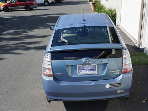 Used 2007 Toyota Prius FWD image 13