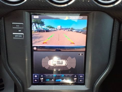 Used 2018 Ford Mustang Coupe RWD image 15