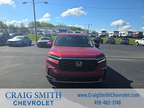 Used 2025 Honda Pilot EX-L image 9