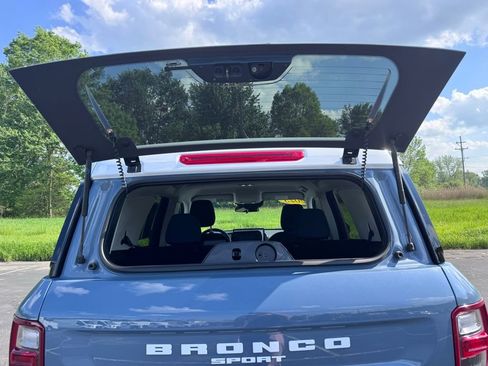 Used 2025 Ford Bronco Sport Heritage w/ Convenience Package AWD/4WD image 39