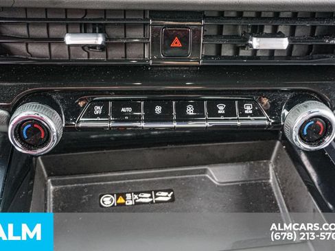 Used 2025 Chevrolet Tahoe LT AWD/4WD image 44