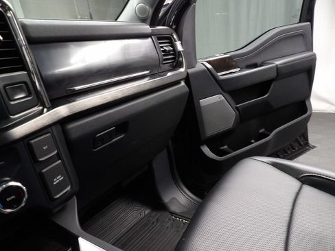 Used 2023 Ford F250 Lariat w/ Lariat Ultimate Package AWD/4WD image 14