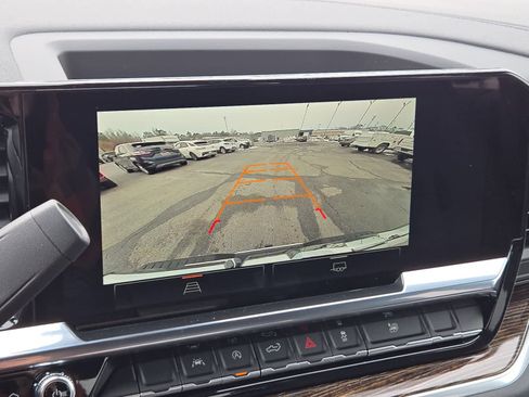 New 2026 GMC Sierra 1500 SLE w/ LPO, Black Badging Package image 13