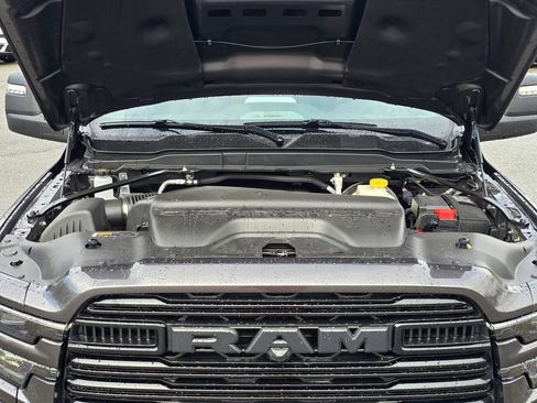 New 2026 RAM 2500 Laramie AWD/4WD image 21