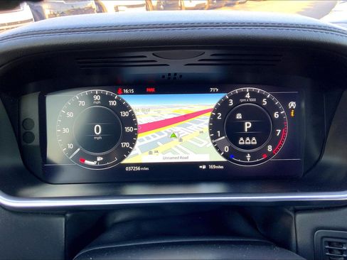 Used 2022 Land Rover Range Rover Westminster Edition image 24