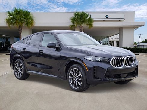 Certified 2024 BMW X6 xDrive40i w/ Parking Assistance Package image 3