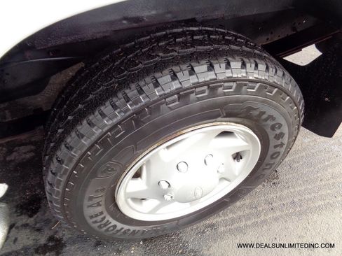 Used 2013 Ford E-250 and Econoline 250 w/ PWR Group image 6