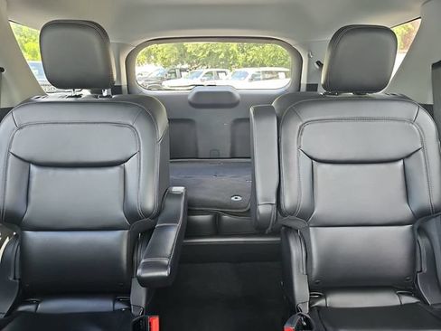 Used 2023 Ford Explorer XLT w/ Equipment Group 202A RWD image 24